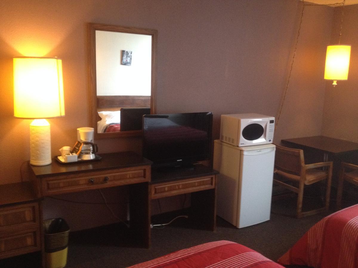 Classic Motor Inn Melville Екстериор снимка