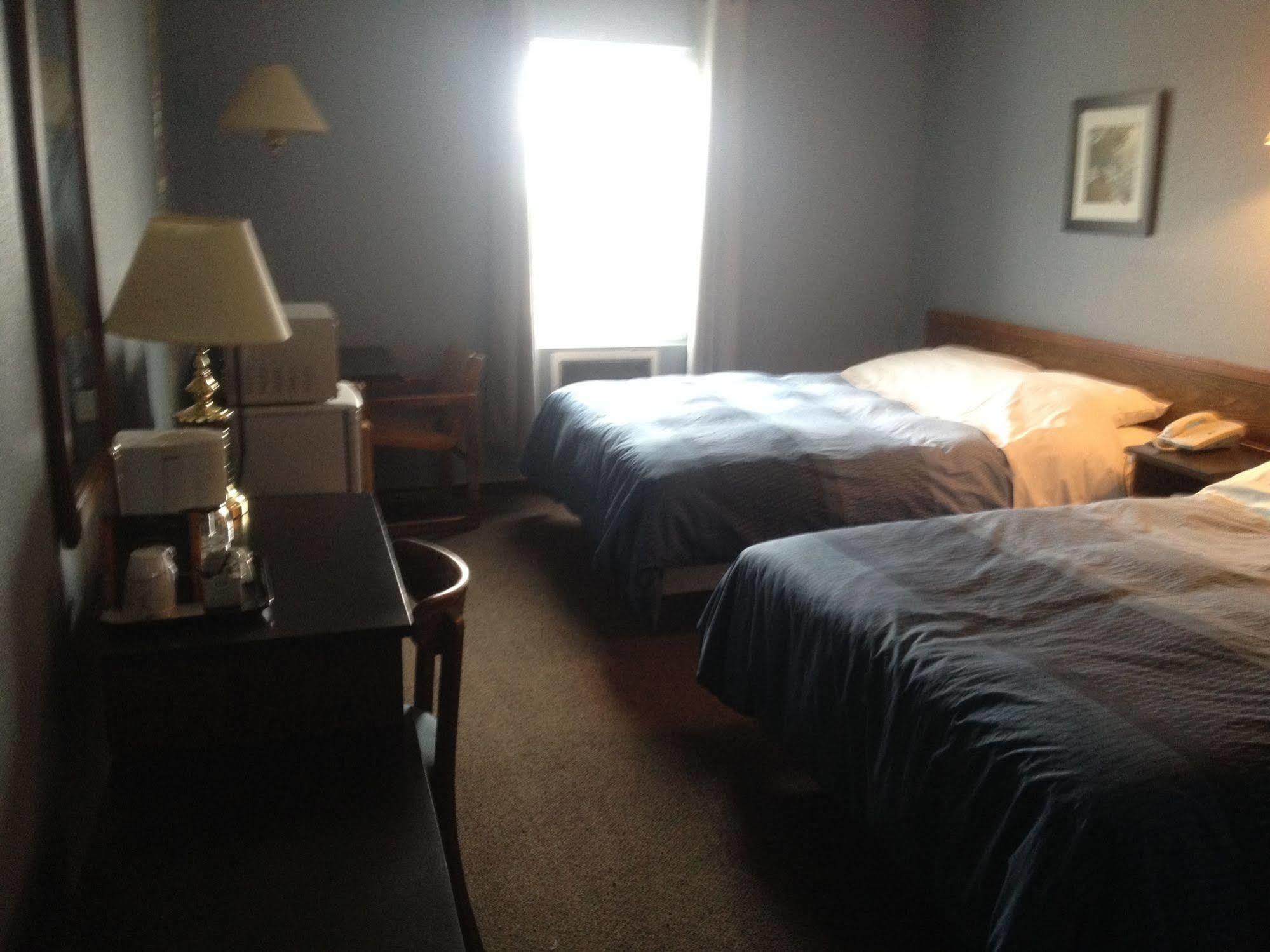 Classic Motor Inn Melville Екстериор снимка