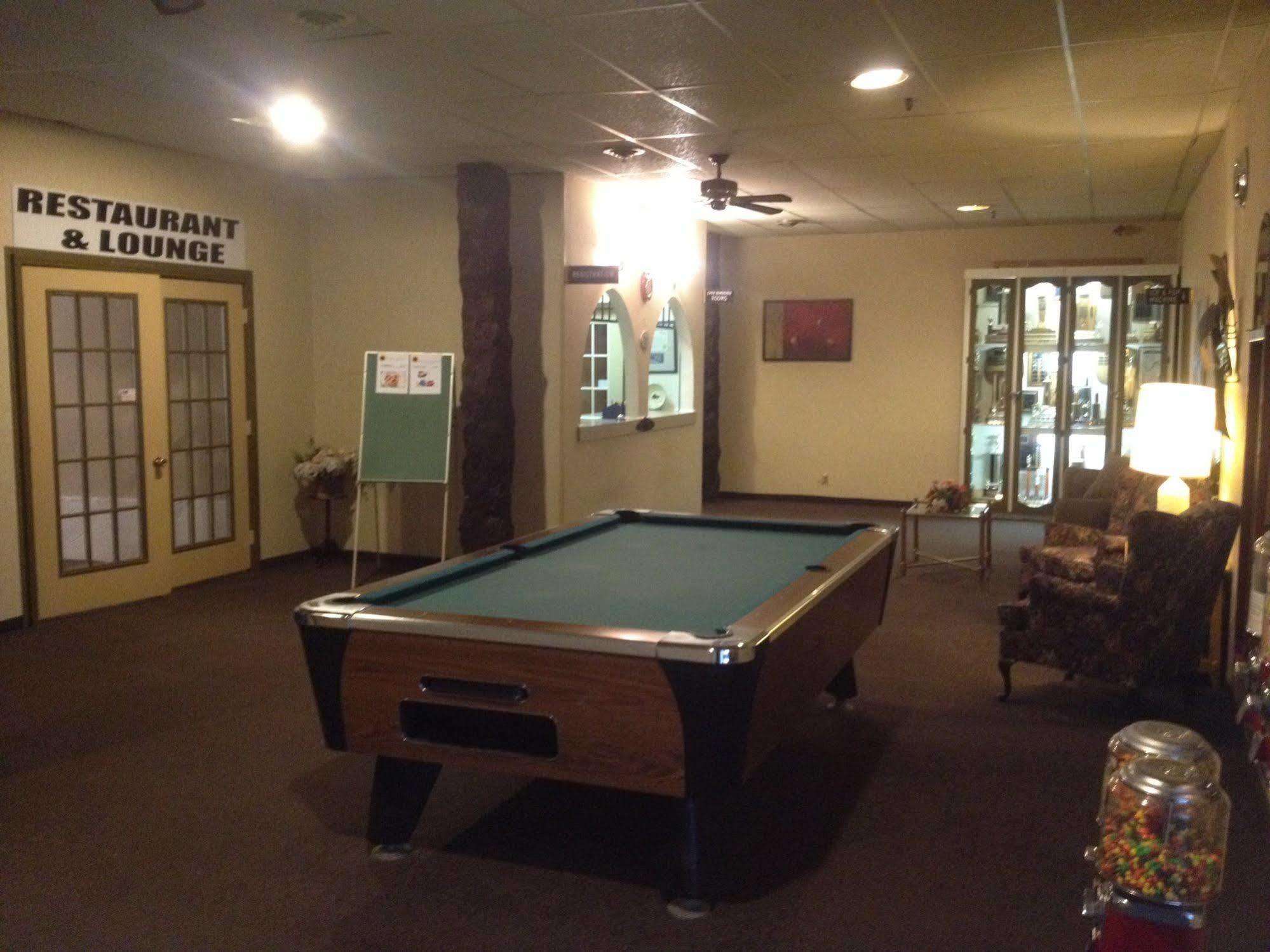 Classic Motor Inn Melville Екстериор снимка